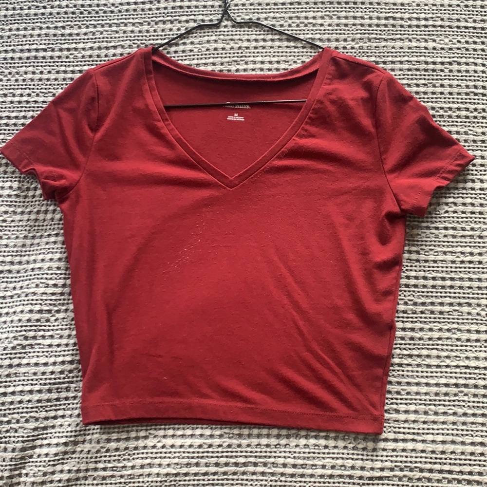 Cropped basic short sleeve shirt